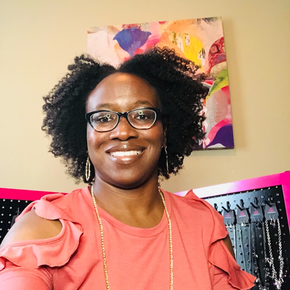 Meet your Posher, Tonya